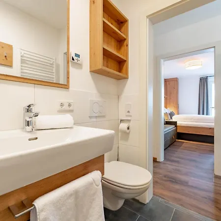 Apartament Falken 5 *
